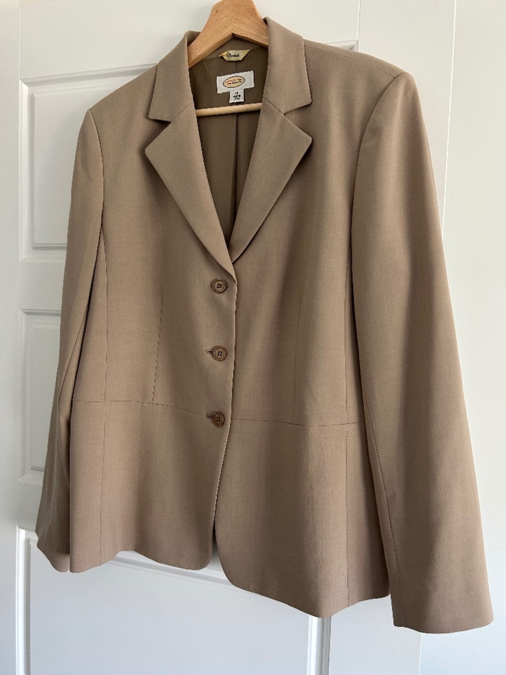 Talbots tan stretch wool blazer
